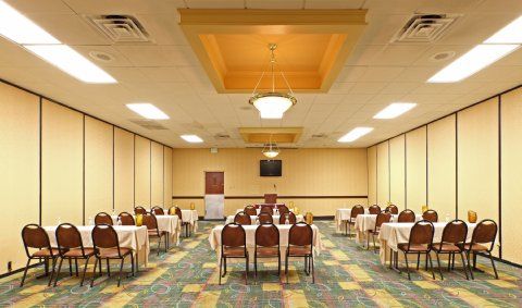 Holiday Inn Jonesboro Udogodnienia zdjęcie